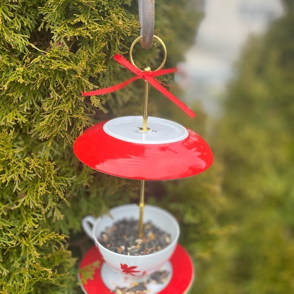 Tea Cup Bird Feeder Garden Ornament Perfect for Mother’s Day - Picture 3 of 10